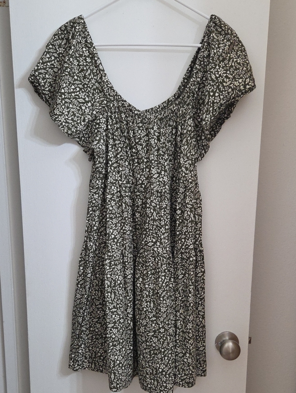 Old Navy Olive Green Floral Flutter Sleeve Dress